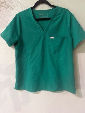 Figs Women's V-Neck Scrub Top in Teal Green